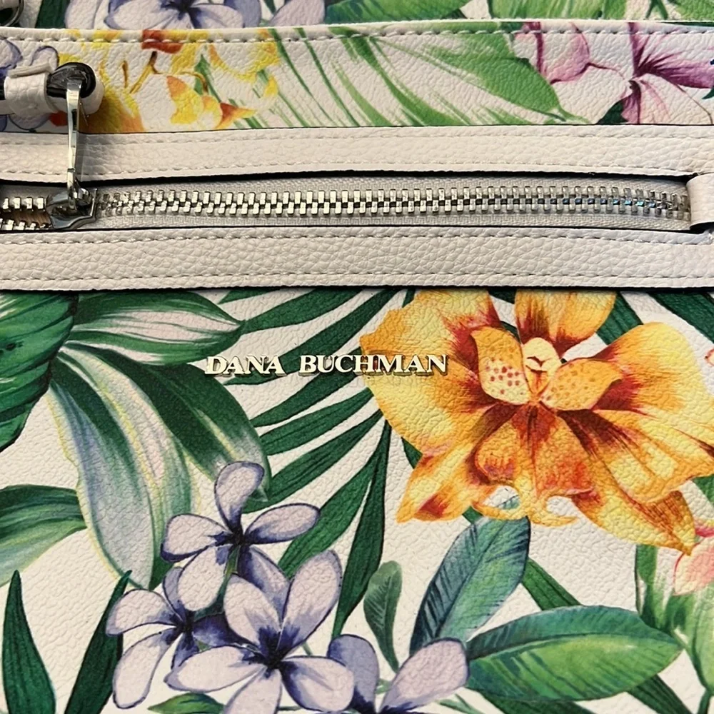 Dana Buchman Pretty Floral Crossbody in Excellent Condition